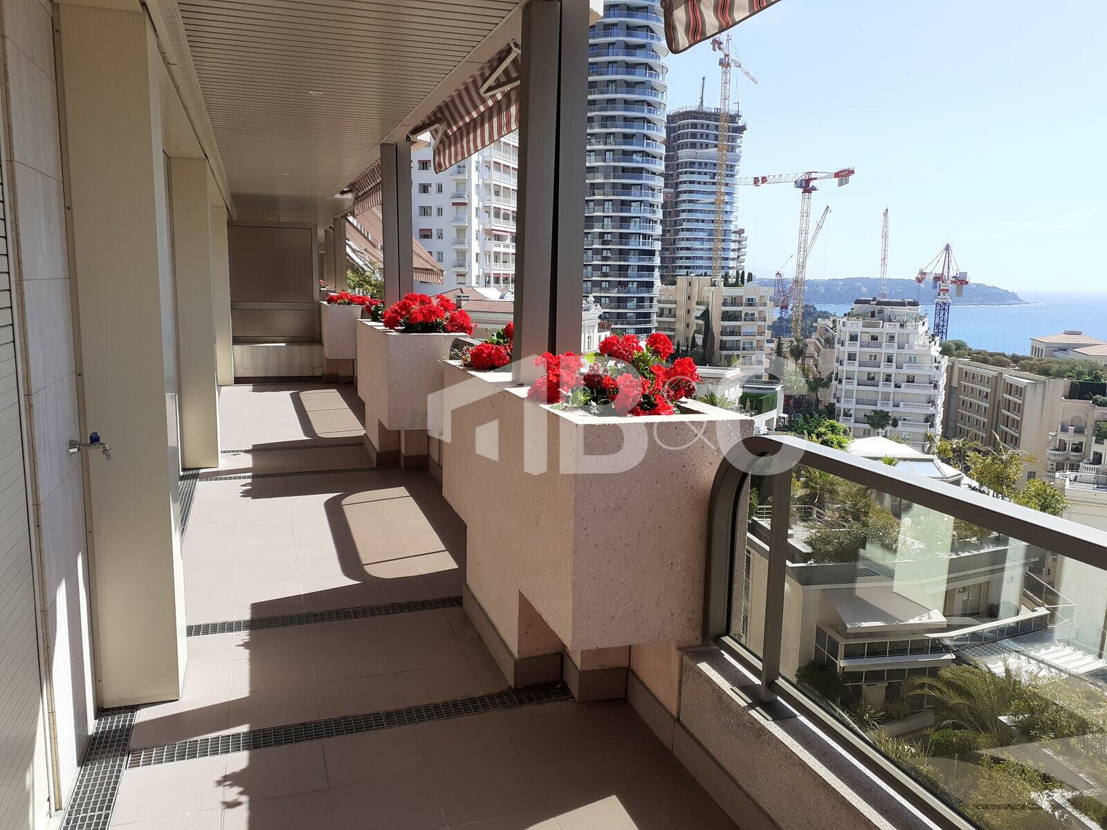 Rental Roc Fleuri - Apartment / 5 rooms [LE-01-22] | BC PROPERTIES MONACO