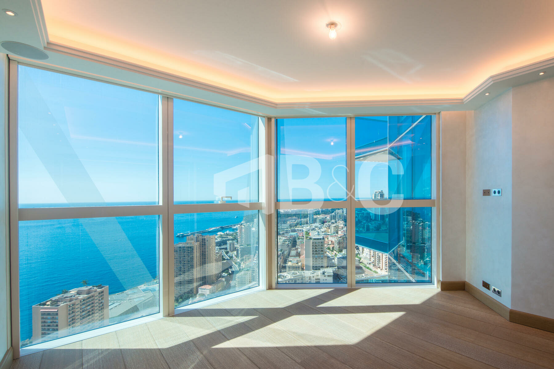 Rental Tour Odéon Apartment / 4 rooms [SOG01] B&C Monaco Properties